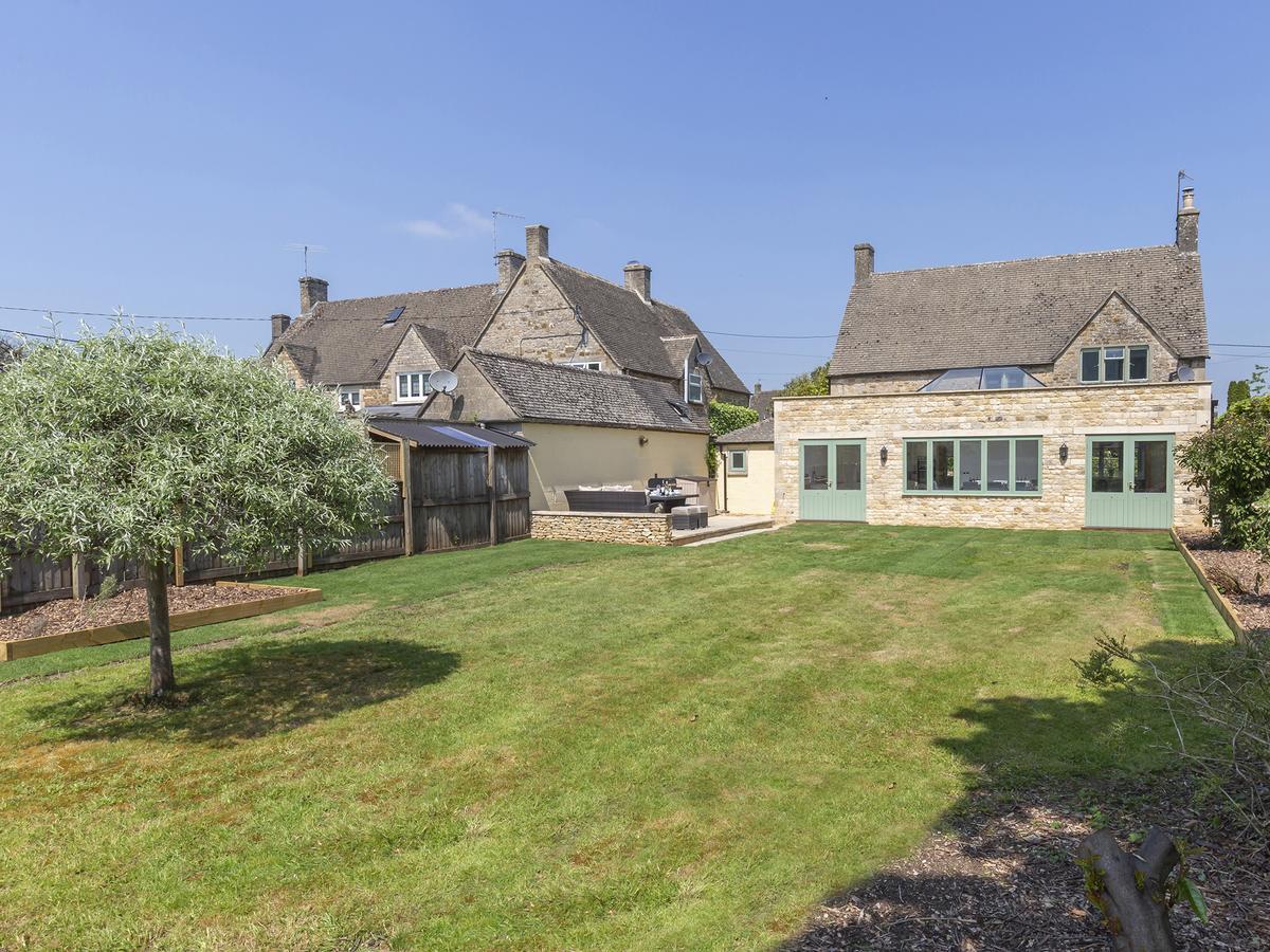 Villa South Winds à Bourton-on-the-Water Extérieur photo